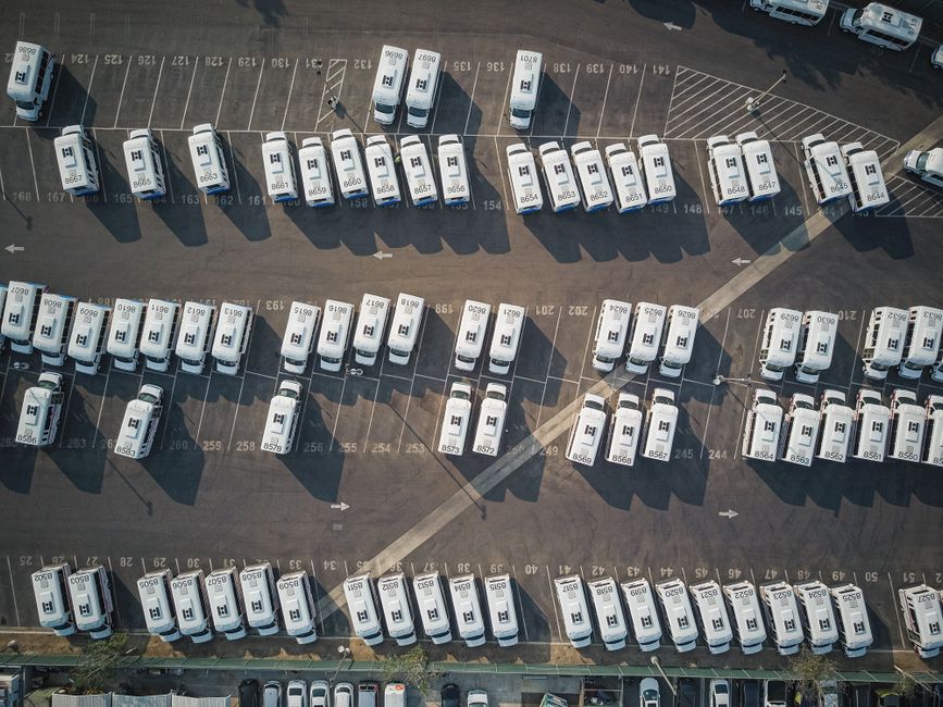 Filoya dönüşmüş birden fazla kiralık karavan
